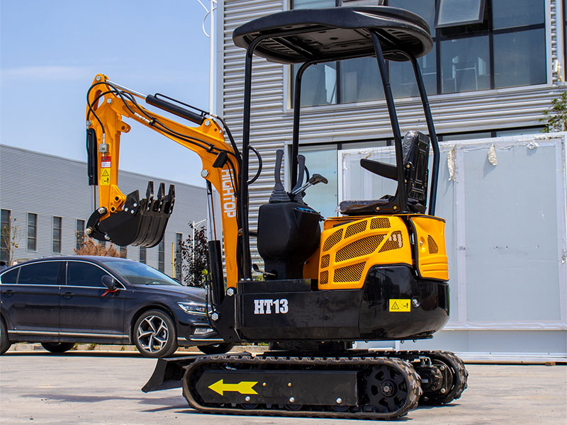 小型挖掘機機身發(fā)熱時應檢查哪些地方？